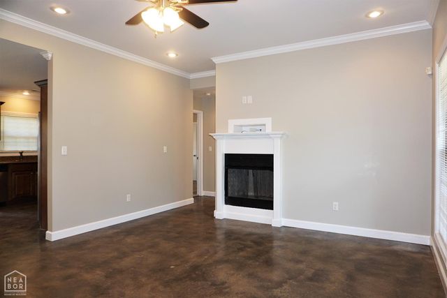 208 Lake Drive, Jonesboro, AR 72405