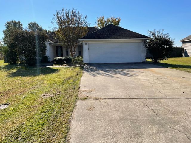 208 Lake Drive, Jonesboro, AR 72405