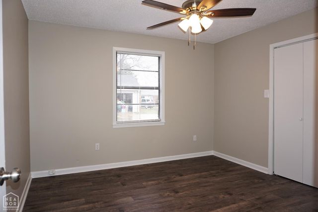 208 Lake Drive, Jonesboro, AR 72405