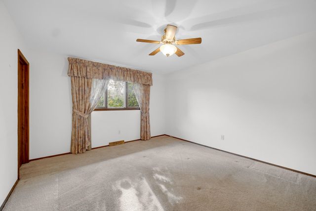 9437 Oriole Drive, Munster, IN 46321