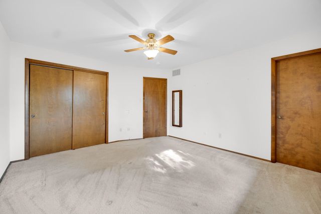 9437 Oriole Drive, Munster, IN 46321