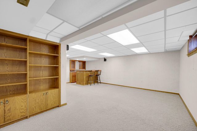 9437 Oriole Drive, Munster, IN 46321