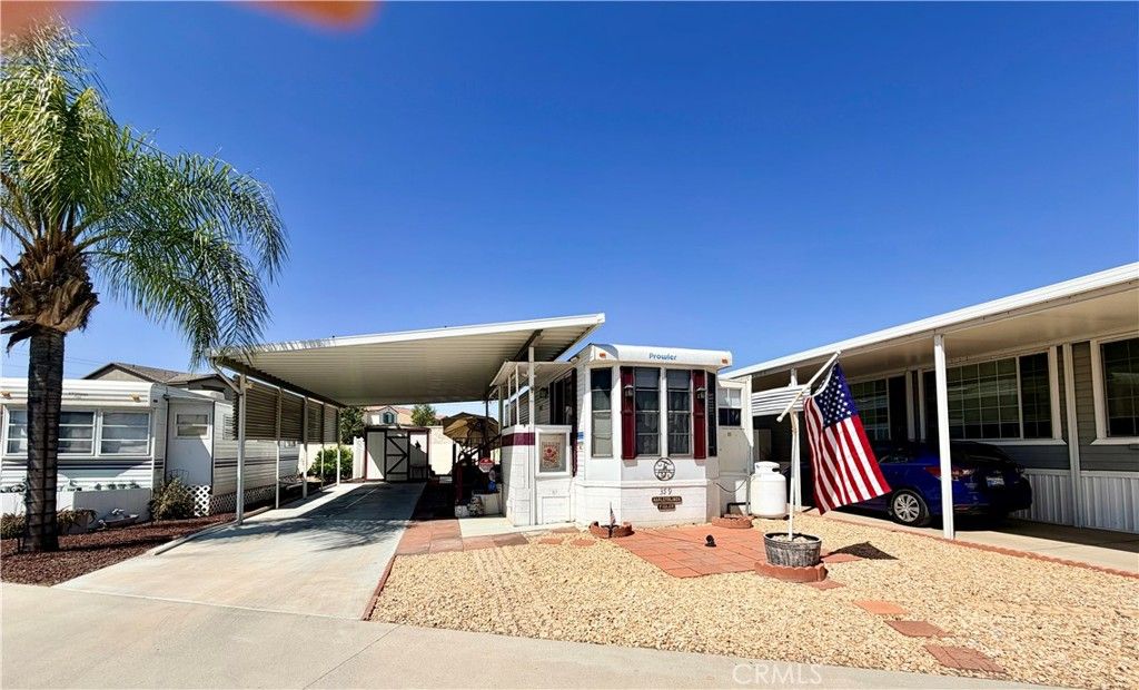 Image 1 of property listing at 1295 S Cawston Avenue 359, Hemet, CA 92545