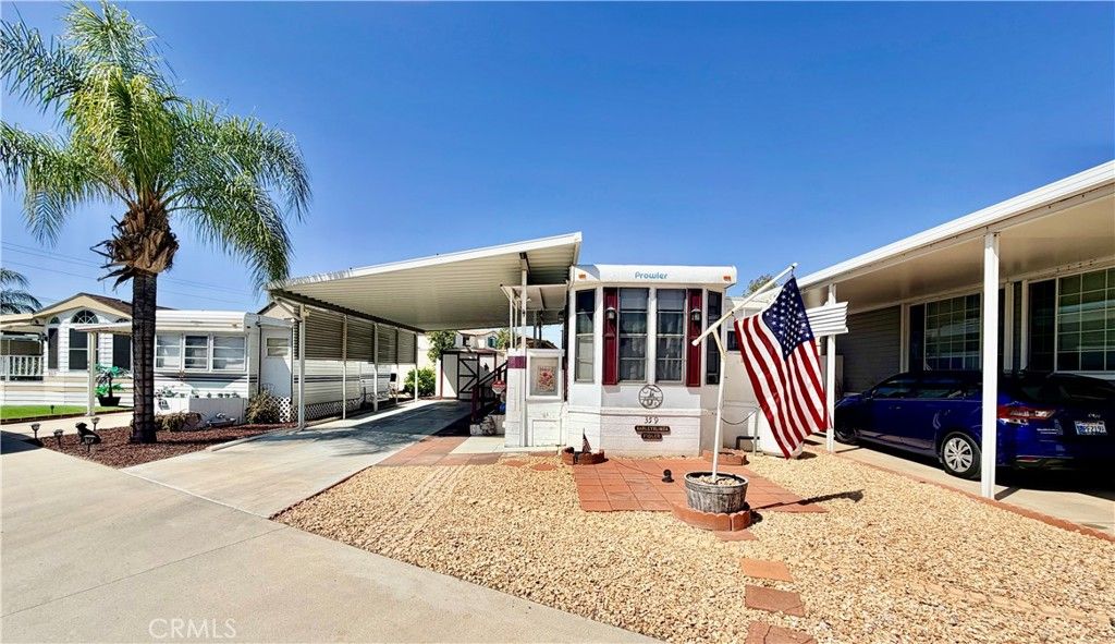 Image 2 of property listing at 1295 S Cawston Avenue 359, Hemet, CA 92545