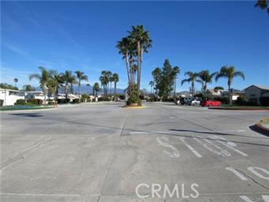 Image 54 of property listing at 1295 S Cawston Avenue 359, Hemet, CA 92545