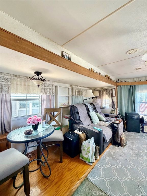 Image 6 of property listing at 1295 S Cawston Avenue 359, Hemet, CA 92545