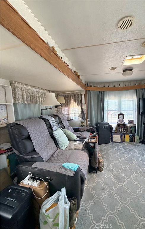 Image 7 of property listing at 1295 S Cawston Avenue 359, Hemet, CA 92545