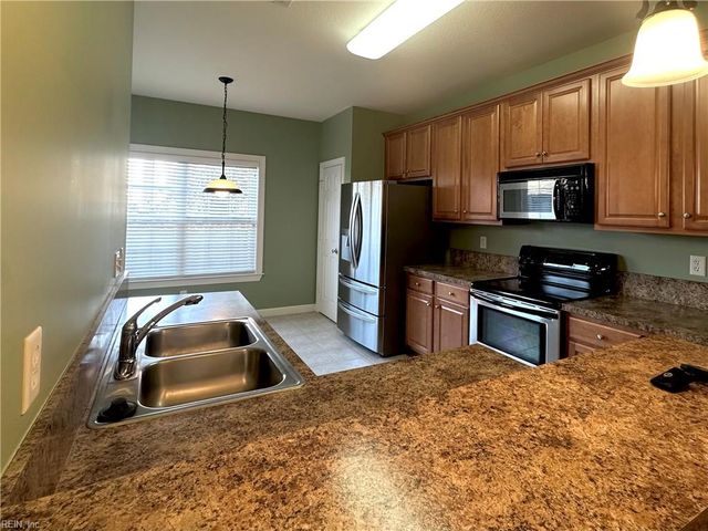 309 Swain Hill CT, Virginia Beach, VA 23452