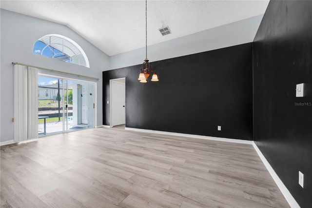 515 LAKE DAVENPORT BOULEVARD, Davenport, FL 33897