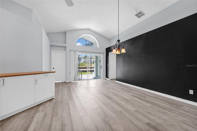 515 LAKE DAVENPORT BOULEVARD, Davenport, FL 33897