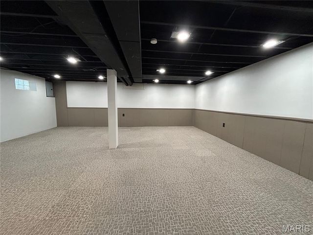 10224 Dandridge Drive, St Louis, MO 63123