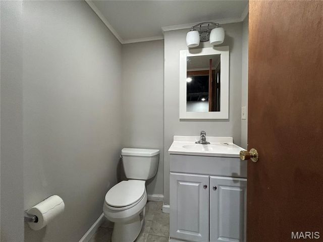 10224 Dandridge Drive, St Louis, MO 63123