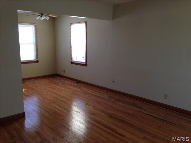 10224 Dandridge Drive, St Louis, MO 63123