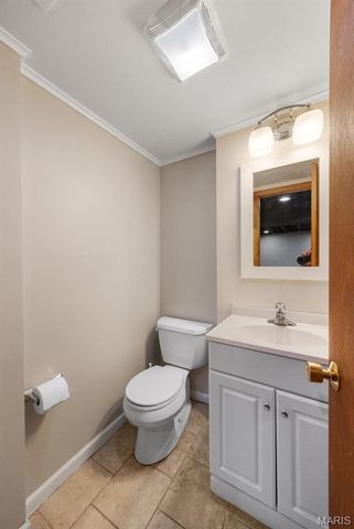 10224 Dandridge Drive, St Louis, MO 63123