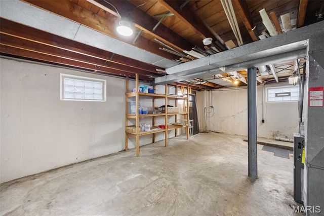 10224 Dandridge Drive, St Louis, MO 63123