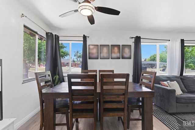 1005 Highmoor Avenue, Bakersfield, CA 93308