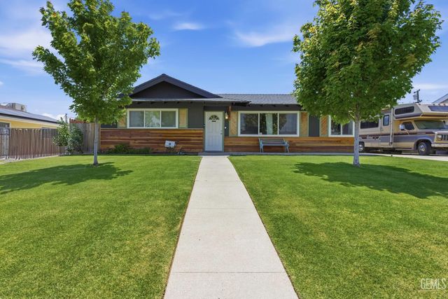 1005 Highmoor Avenue, Bakersfield, CA 93308