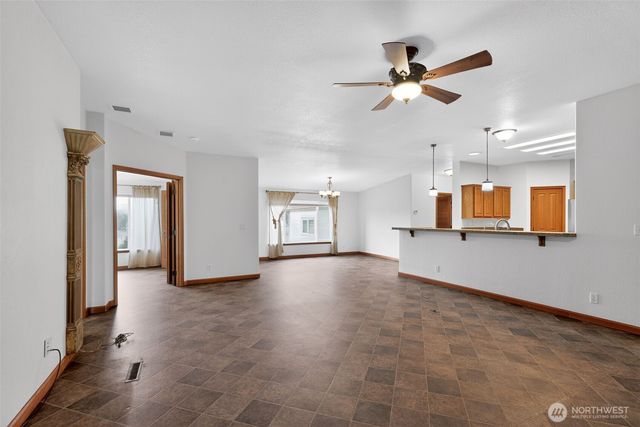 402 Parrish Road, Sequim, WA 98382