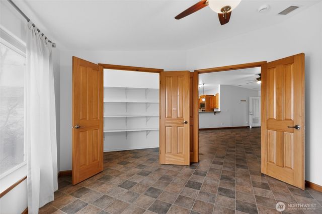 402 Parrish Road, Sequim, WA 98382