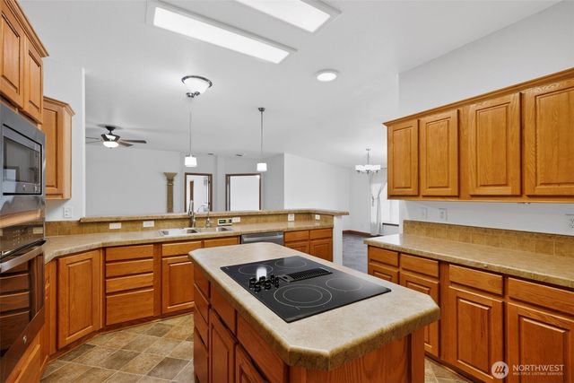 402 Parrish Road, Sequim, WA 98382