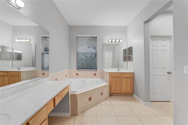 207 LARGOVISTA DRIVE, Oakland, FL 34787