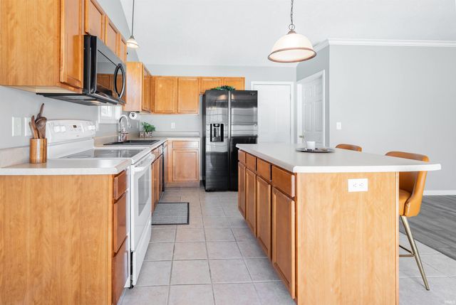 4608 Baywood Court, Evansville, IN 47725