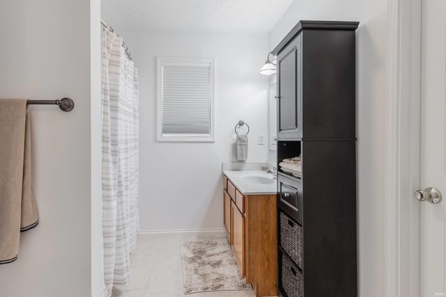 4608 Baywood Court, Evansville, IN 47725