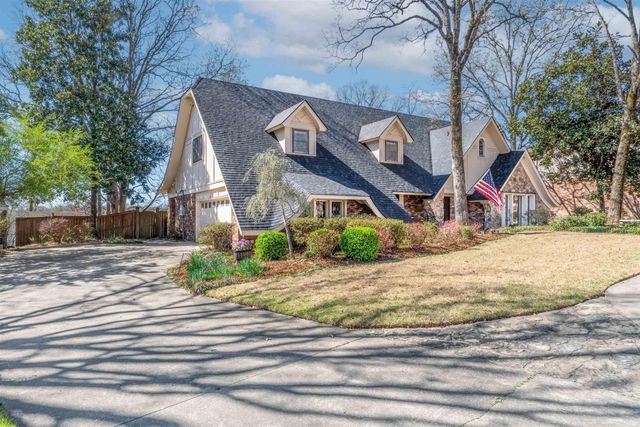 800 Silverwood Trail, North Little Rock, AR 72116