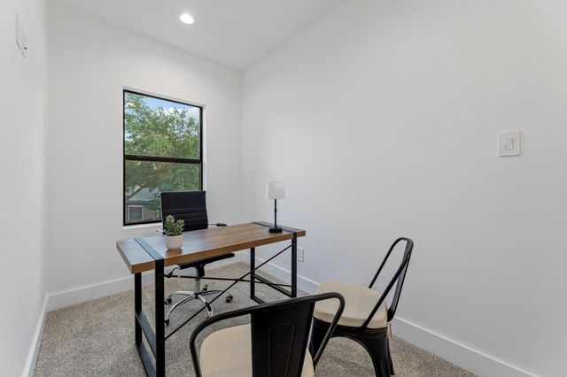 518 Clinton Street A, Conroe, TX 77301