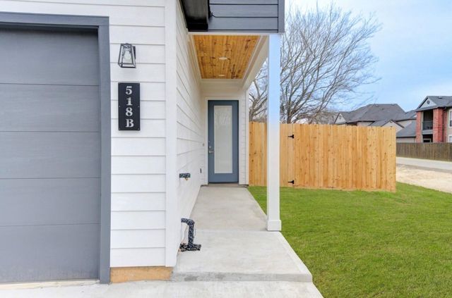 518 Clinton Street A, Conroe, TX 77301