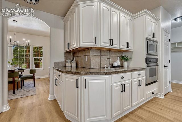 18110 Bakers Farm Road, Colorado Springs, CO 80908