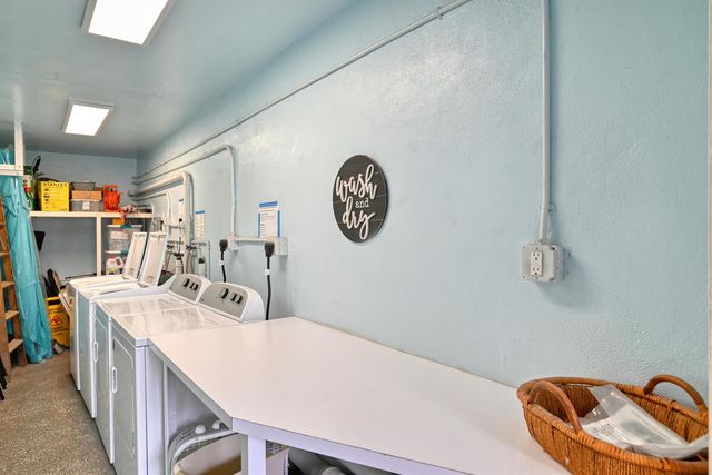 102 Coventry E 102, West Palm Beach, FL 33417