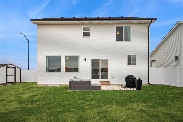 2222 Chan Drive, Adel, IA 50003