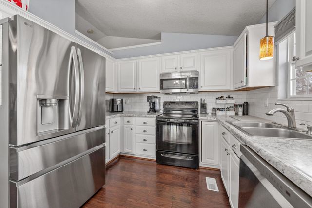 1909 S Shiloh, Wichita, KS 67207