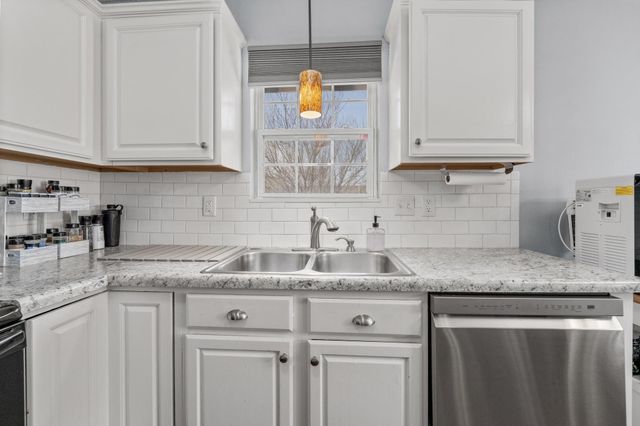 1909 S Shiloh, Wichita, KS 67207