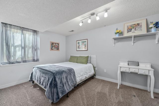 1909 S Shiloh, Wichita, KS 67207