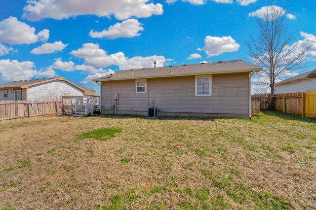 1909 S Shiloh, Wichita, KS 67207