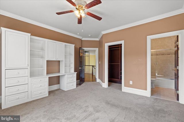 8813 OAK LEAF DR, Alexandria, VA 22309