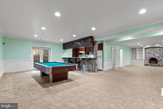 8813 OAK LEAF DR, Alexandria, VA 22309