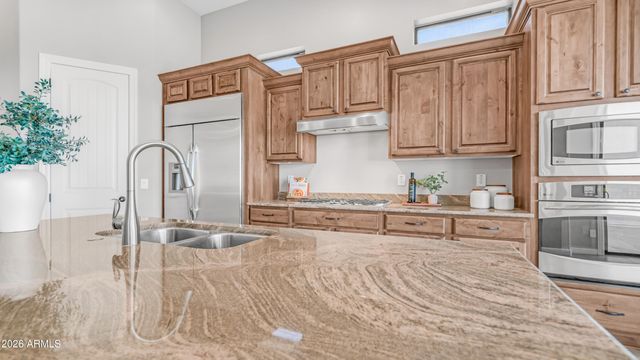 8334 E LAUREL Circle, Mesa, AZ 85207