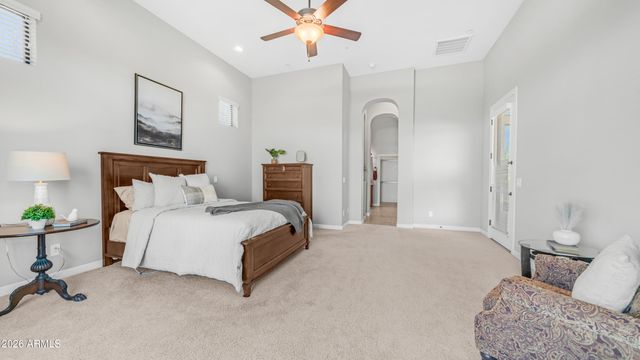 8334 E LAUREL Circle, Mesa, AZ 85207