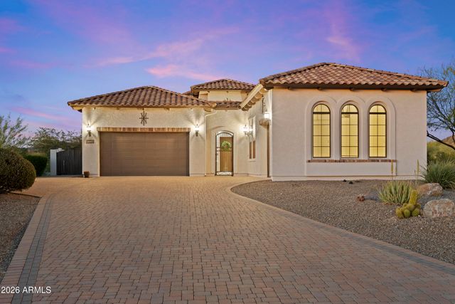 8334 E LAUREL Circle, Mesa, AZ 85207