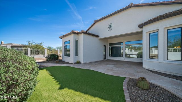 8334 E LAUREL Circle, Mesa, AZ 85207