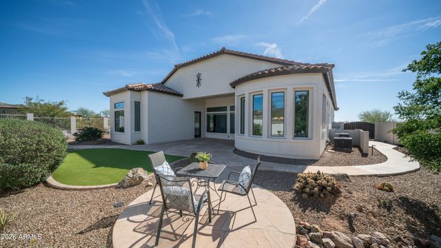 8334 E LAUREL Circle, Mesa, AZ 85207