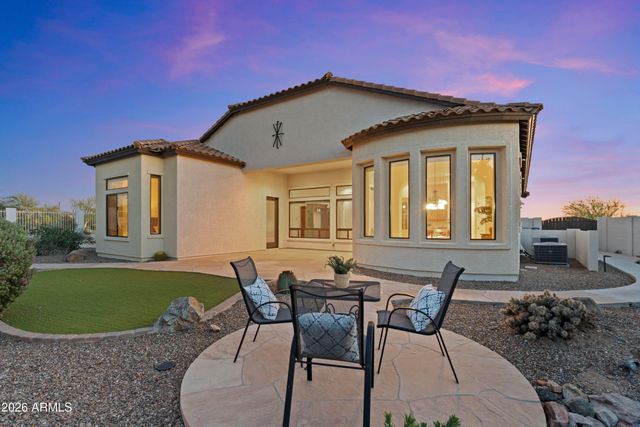 8334 E LAUREL Circle, Mesa, AZ 85207