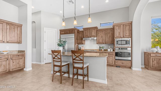 8334 E LAUREL Circle, Mesa, AZ 85207