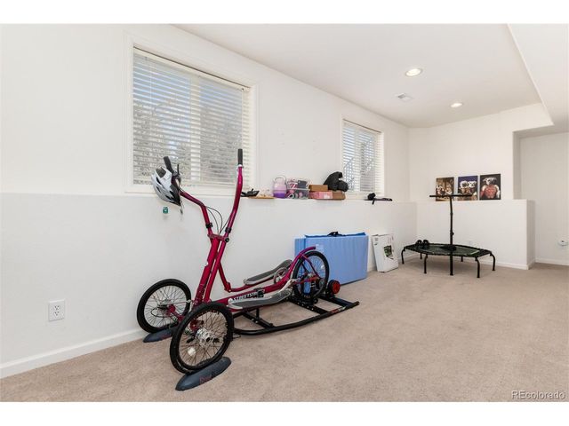 9010 W 11th Ave, Lakewood, CO 80215