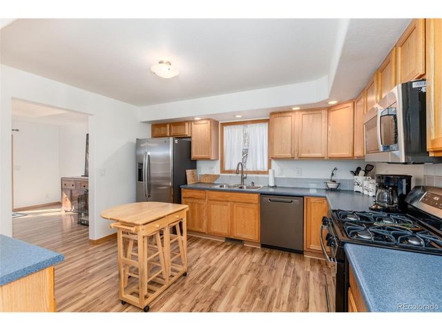 9010 W 11th Ave, Lakewood, CO 80215