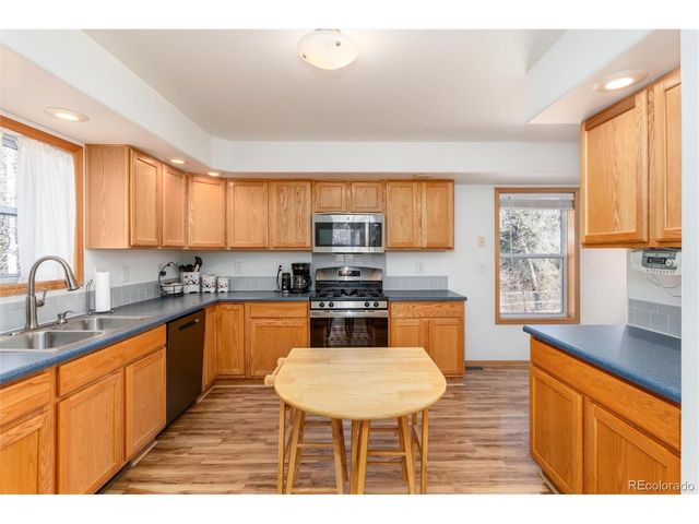 9010 W 11th Ave, Lakewood, CO 80215