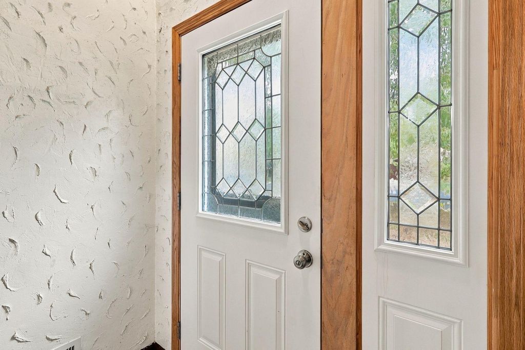 9087 Northwood Parkway, New Hope, MN 55427 — photo 2